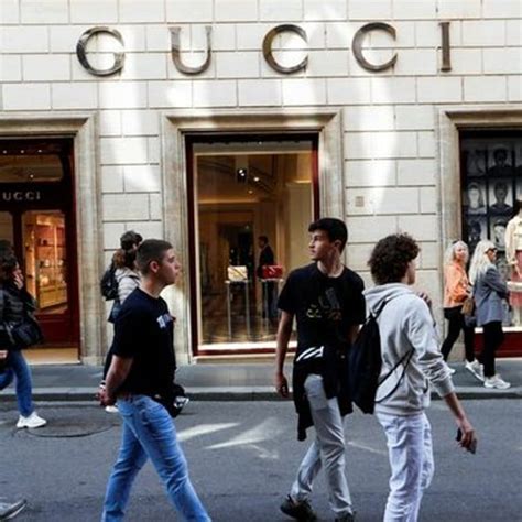 gruppo moda francese gucci|gucci int.